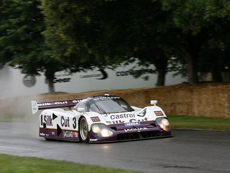  Jaguar XJR12 1990 года  (фото 3 из 4)